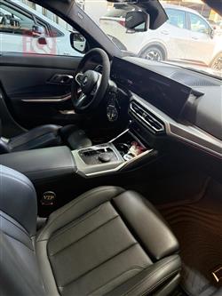 بي ام دبليو الفئة 3